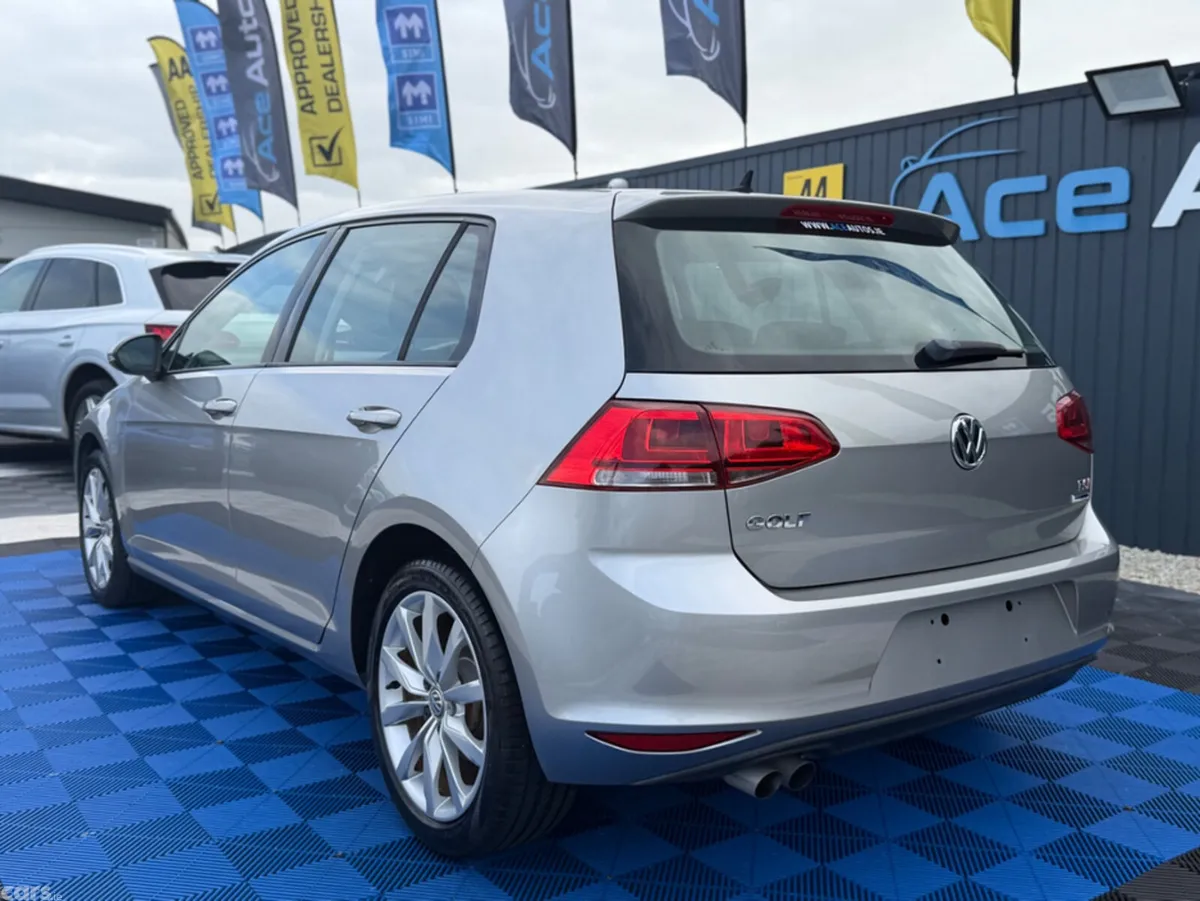 Volkswagen Golf Hatchback, Petrol, 2016, Silver