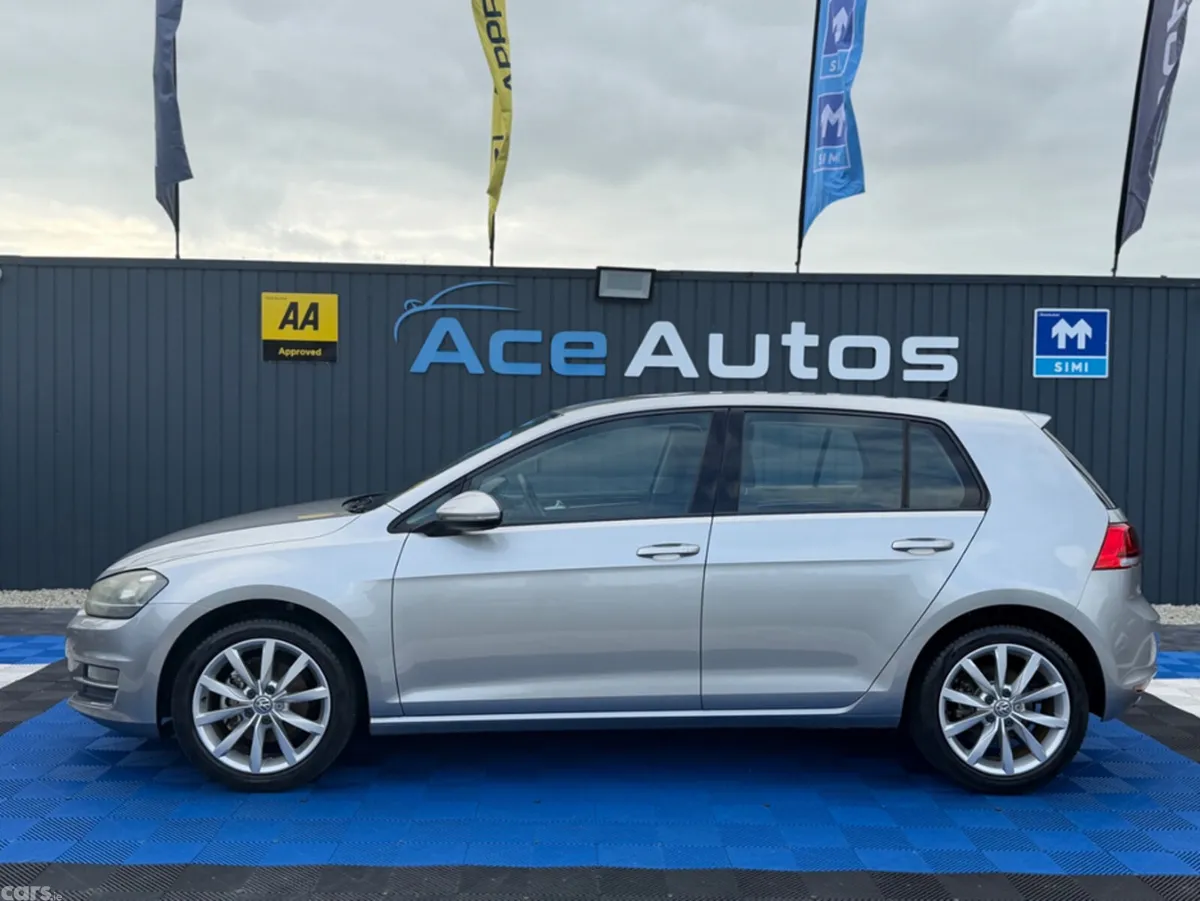 Volkswagen Golf Hatchback, Petrol, 2016, Silver