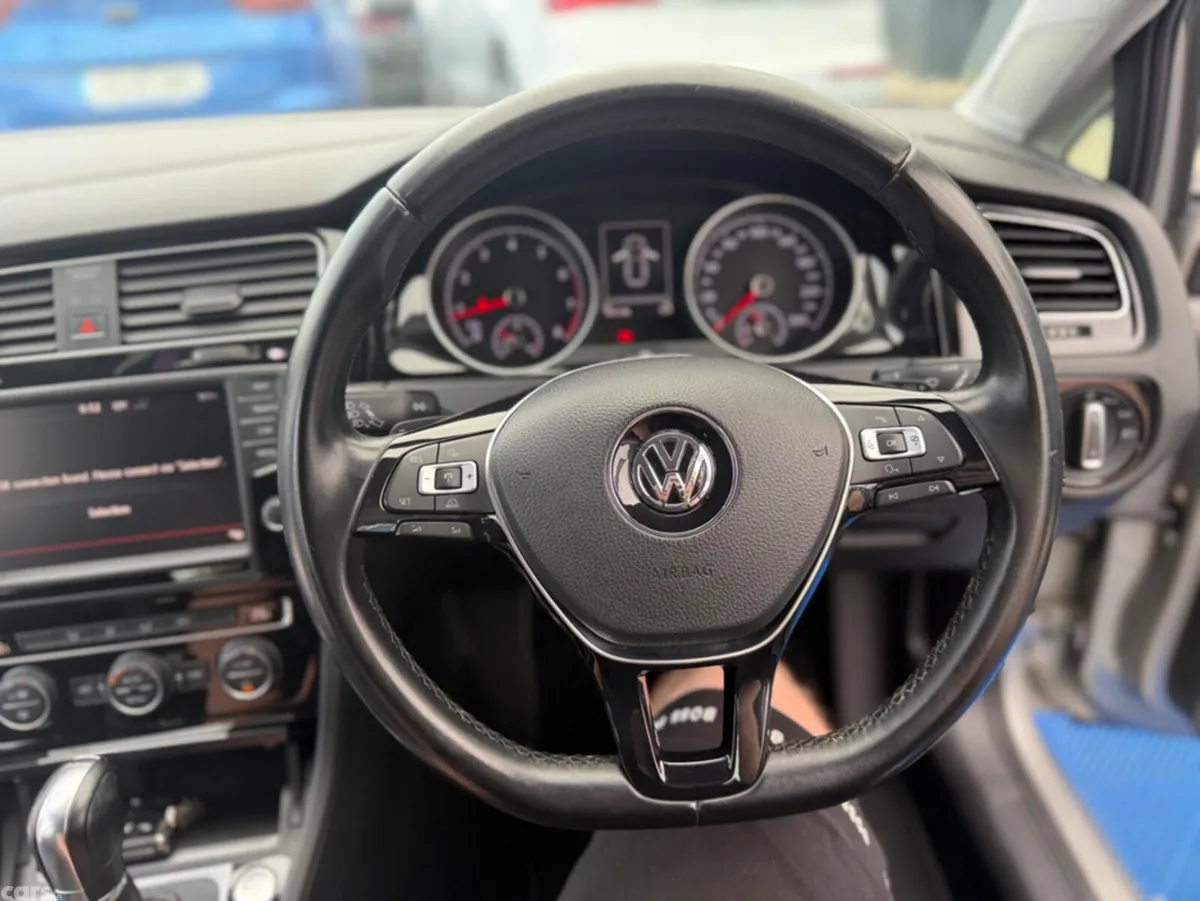 Volkswagen Golf Hatchback, Petrol, 2016, Silver