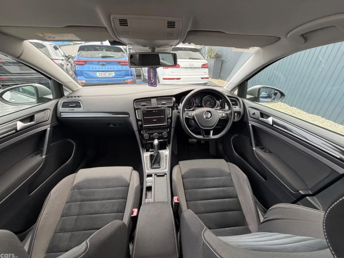 Volkswagen Golf Hatchback, Petrol, 2016, Silver
