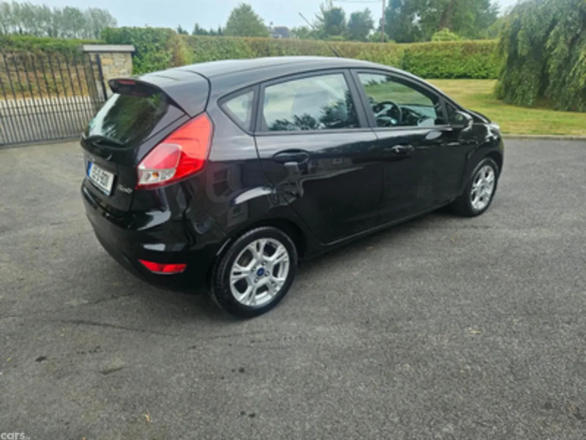 Ford Fiesta Hatchback, Petrol, 2015, Black