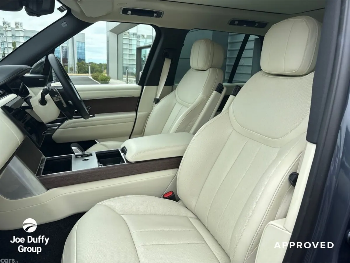 Land Rover Range Rover *SOLD* 3.0 I6 PHEV SE P460, Swords