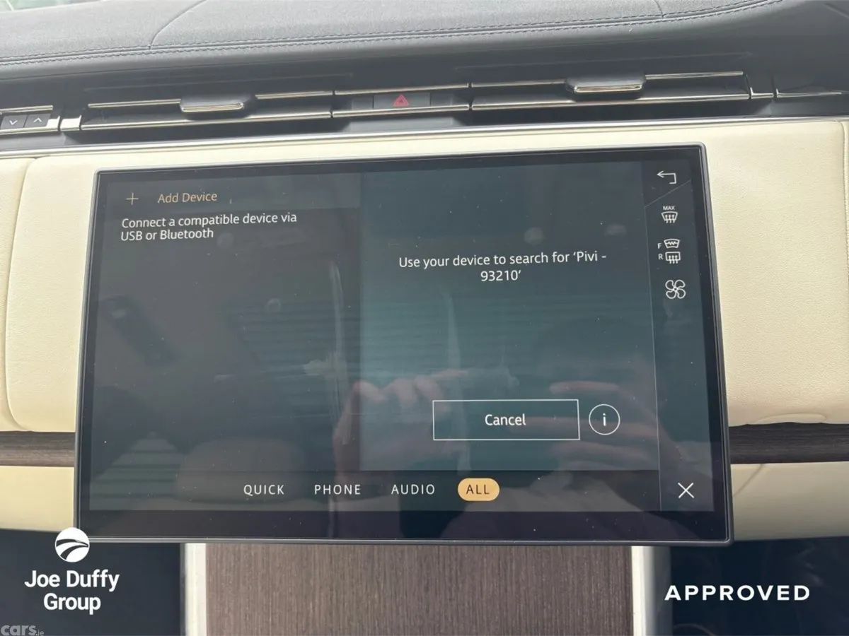 Land Rover Range Rover *SOLD* 3.0 I6 PHEV SE P460, Swords