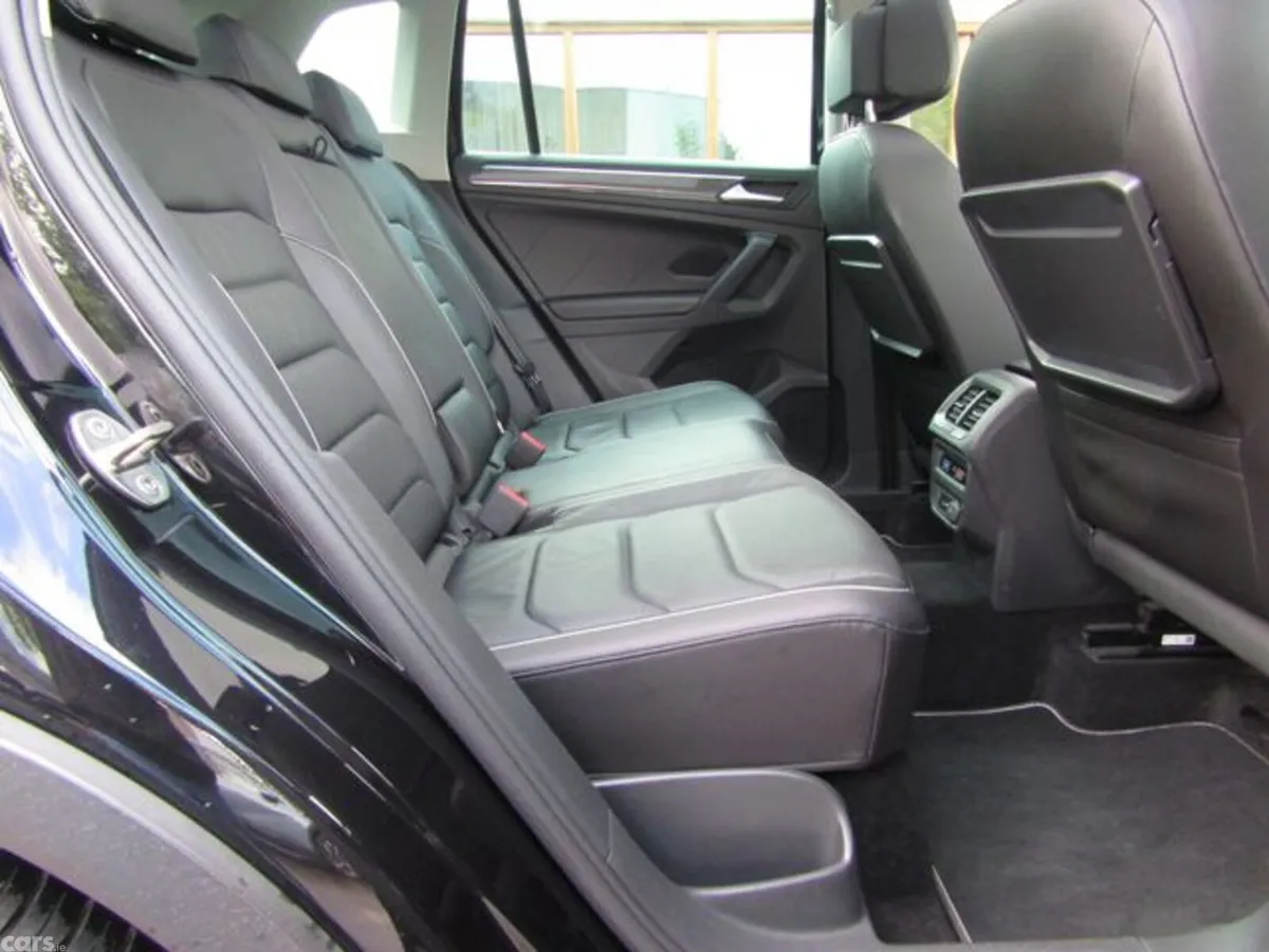 Volkswagen Tiguan Estate, Diesel, 2020, Black
