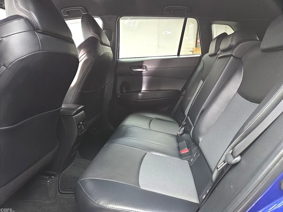 Toyota Corolla Cross SUV, Petrol Hybrid, 2022, Blue