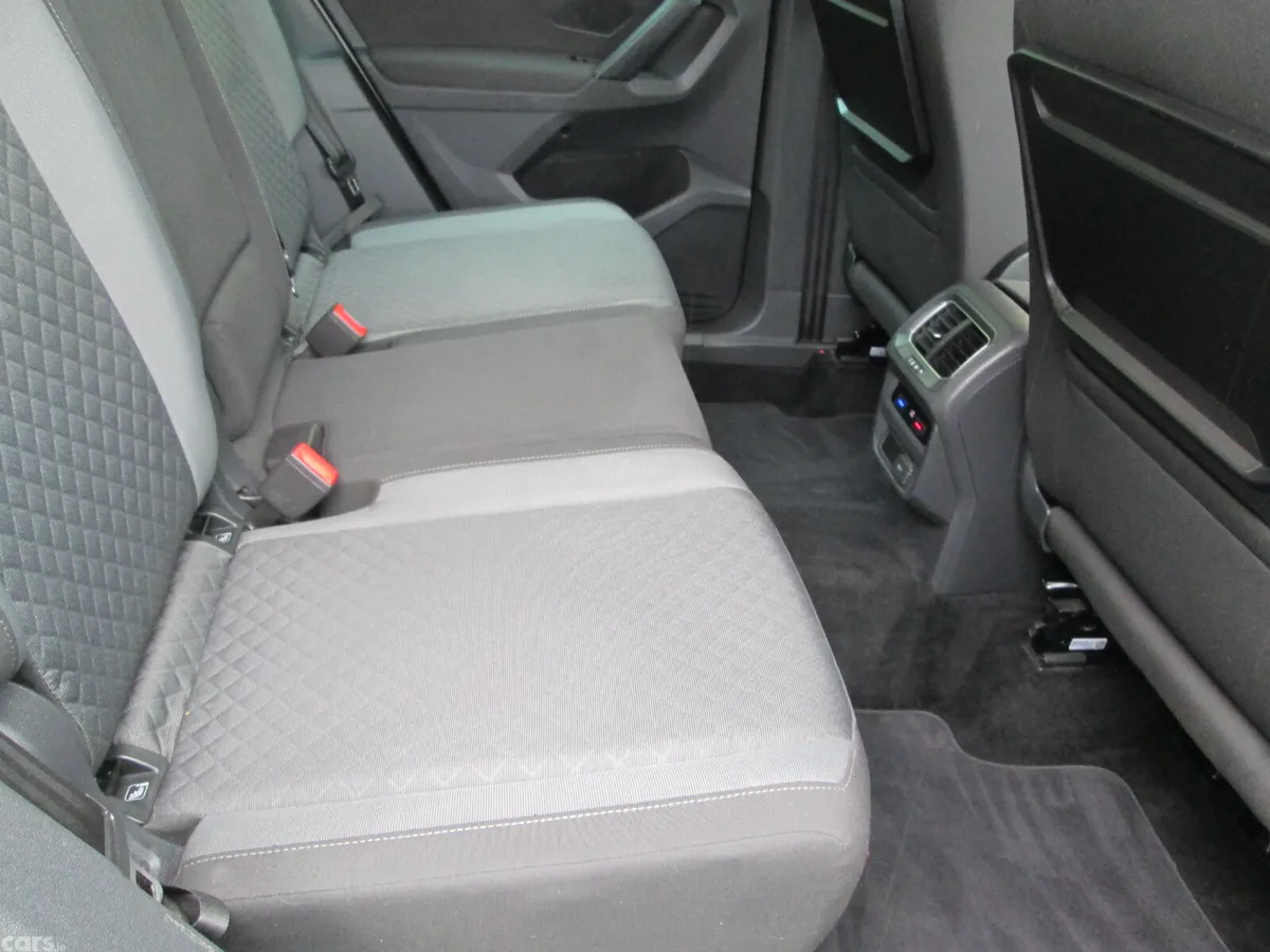 Volkswagen Tiguan SUV, Diesel, 2017, Silver