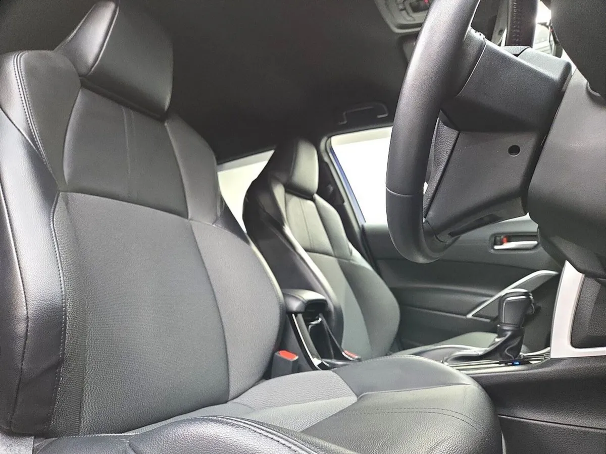 Toyota Corolla Cross SUV, Petrol Hybrid, 2022, Blue