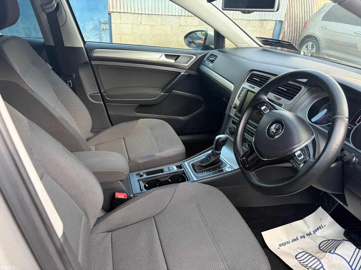 Volkswagen Golf Hatchback, Petrol, 2015, Grey
