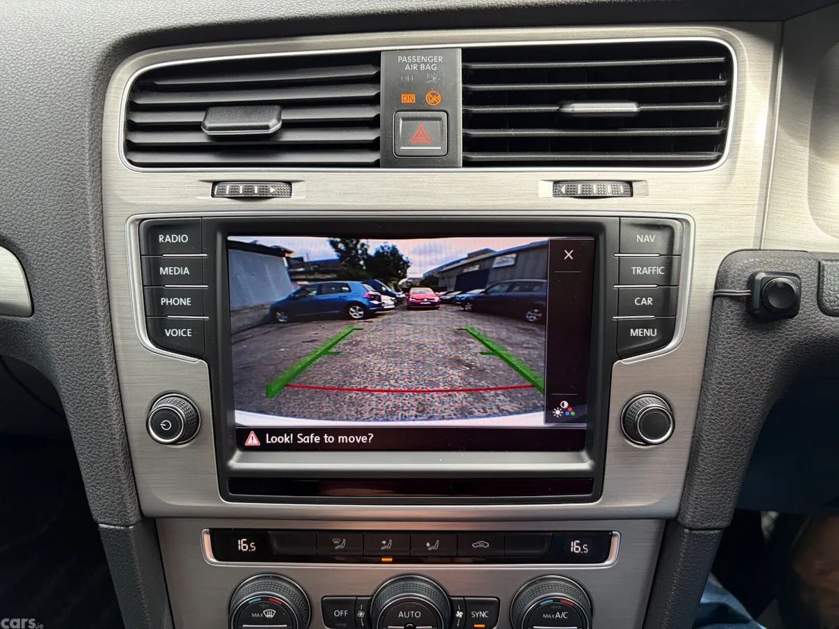 Volkswagen Golf Hatchback, Petrol, 2015, Grey