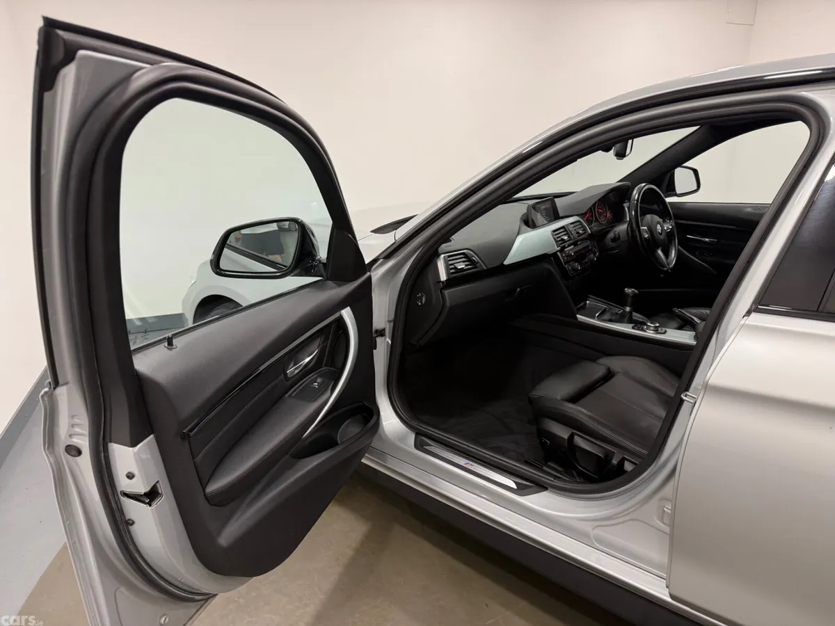 BMW 3-Series Saloon, Diesel, 2016, Silver