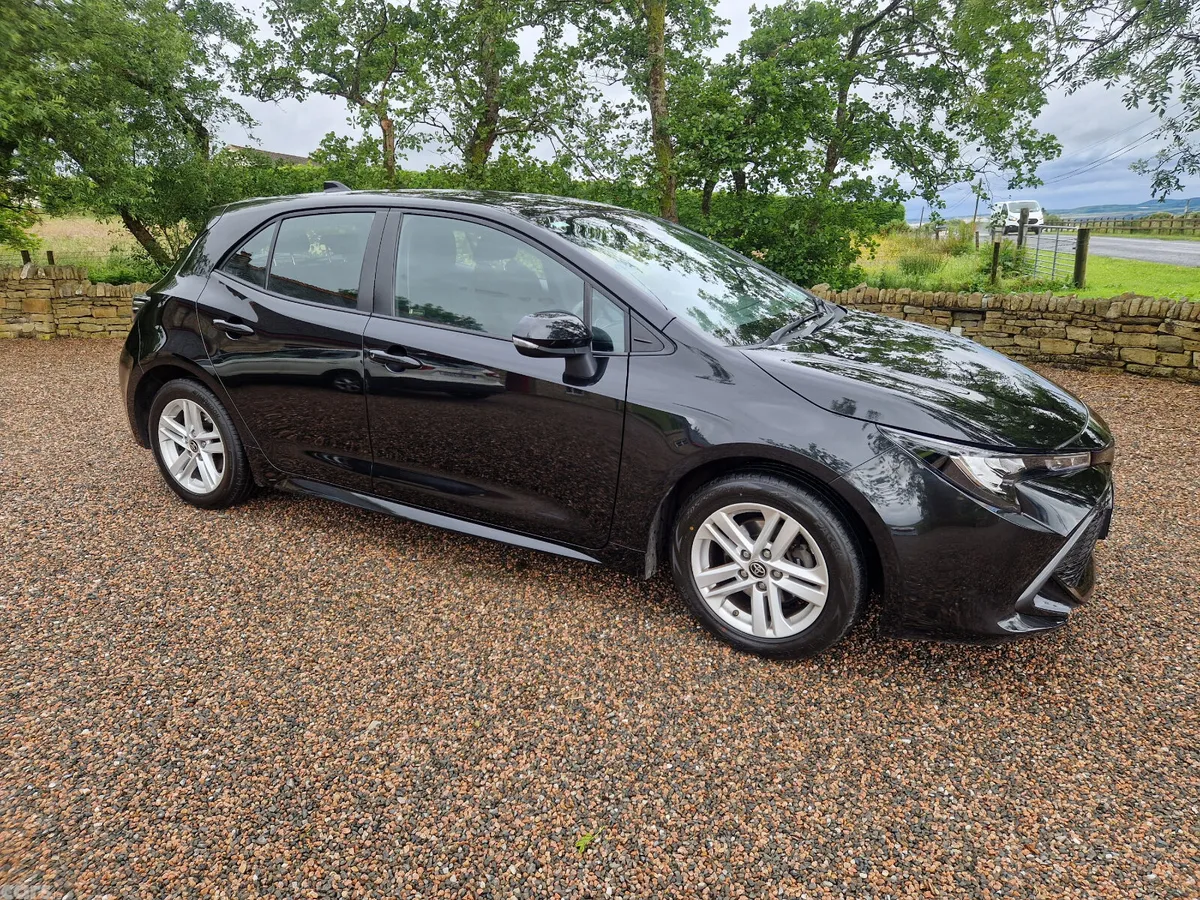 Toyota Corolla Hatchback, Petrol Hybrid, 2022, Black