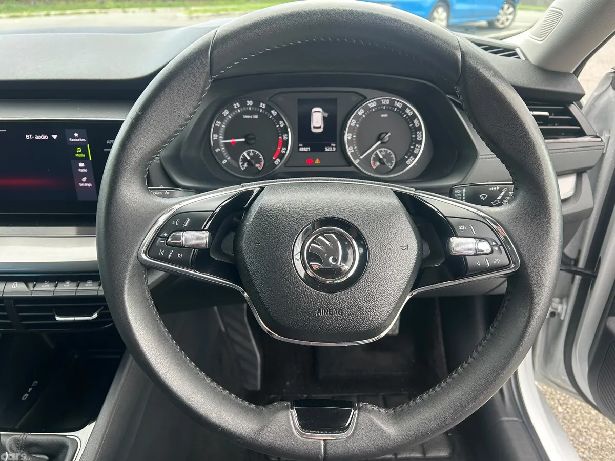 Skoda Octavia Estate, Diesel, 2024, White