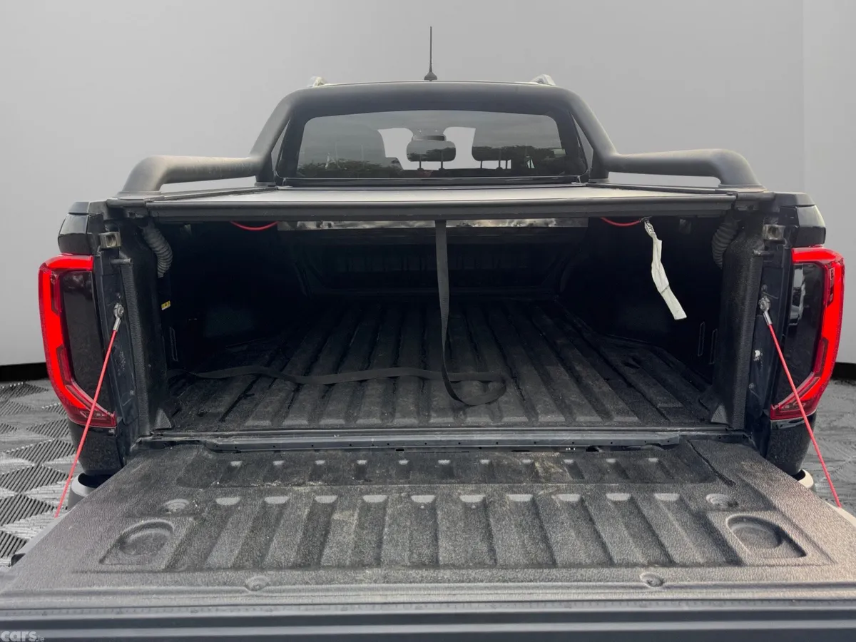 Volkswagen Amarok Pick Up, Diesel, 2024, Black
