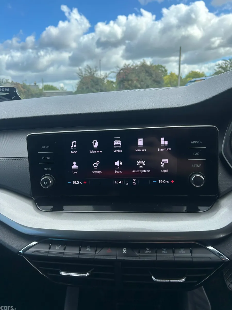 Skoda Octavia Estate, Diesel, 2024, White