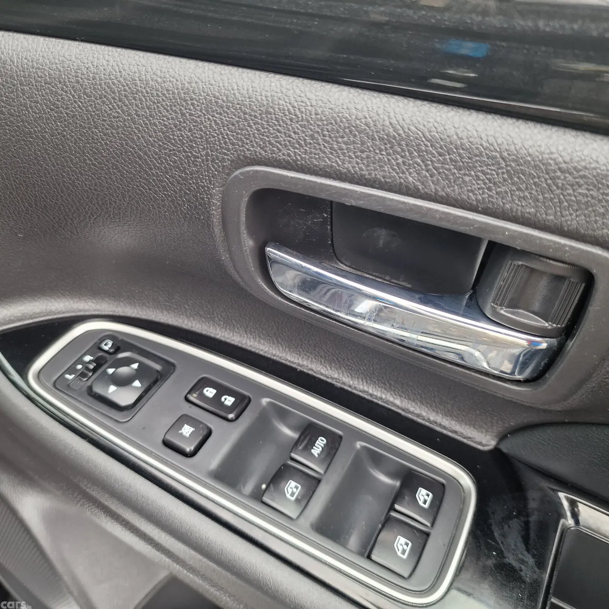 Mitsubishi Outlander SUV, Petrol Plug-in Hybrid, 2016, Black