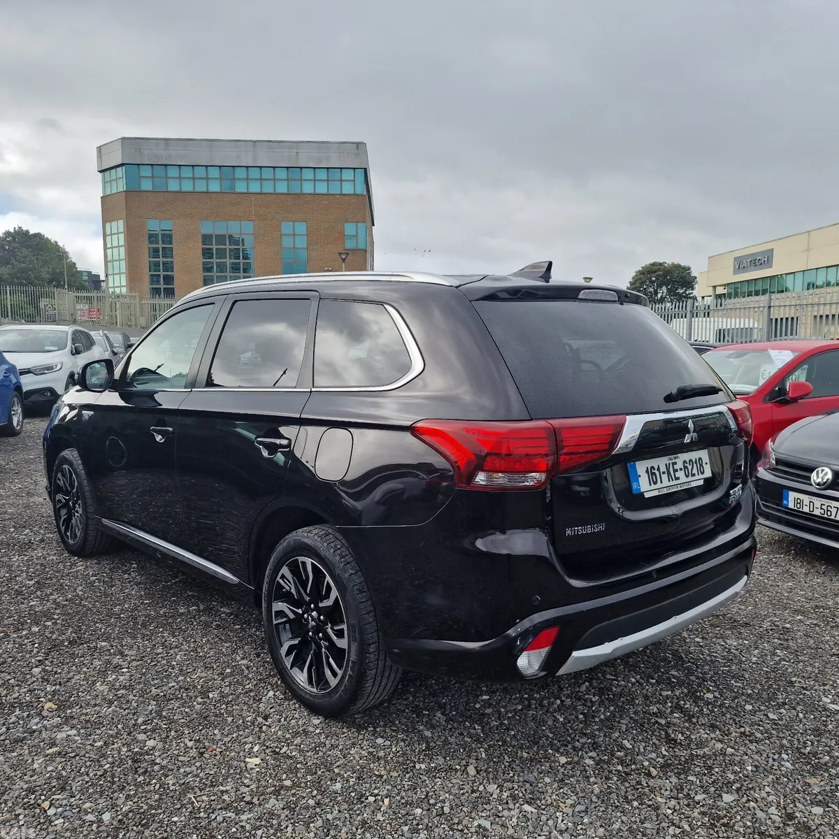 Mitsubishi Outlander SUV, Petrol Plug-in Hybrid, 2016, Black