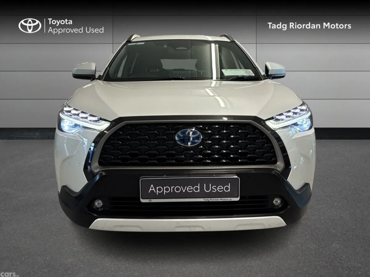 Toyota Corolla Cross SUV, Petrol Hybrid, 2023, White