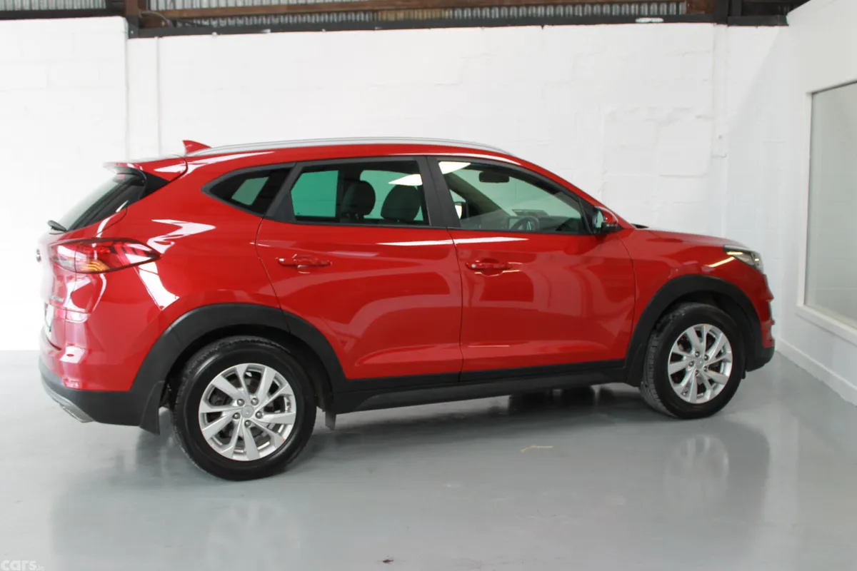 Hyundai Tucson SUV, Diesel, 2019, Red