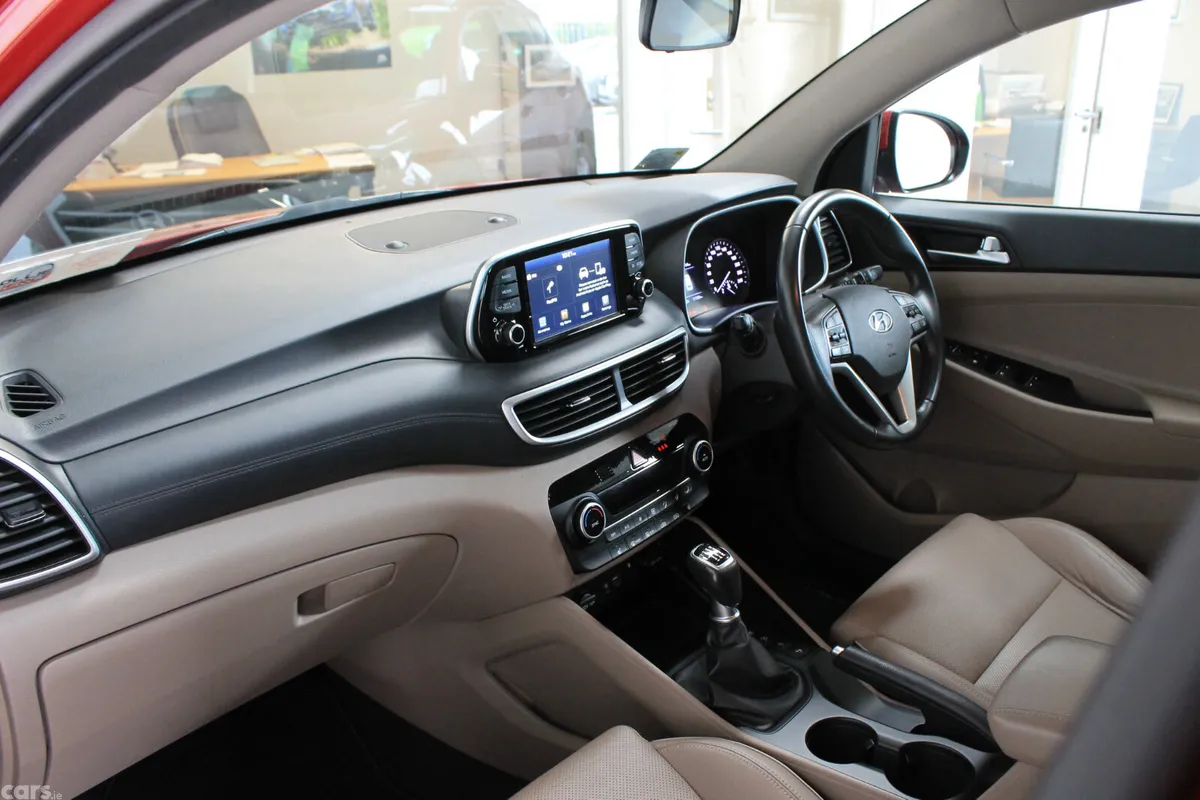 Hyundai Tucson SUV, Diesel, 2019, Red