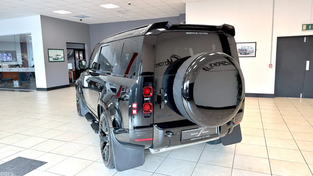 Land Rover Defender SUV, Petrol Hybrid, 2023, Black