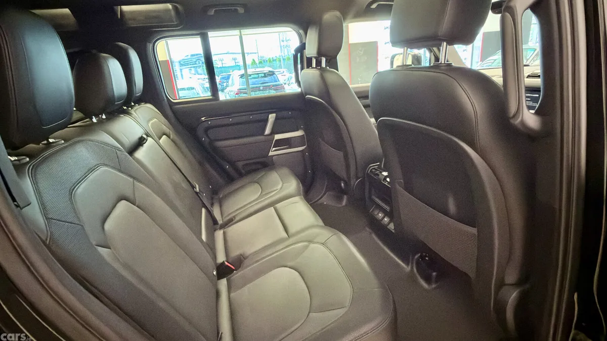 Land Rover Defender SUV, Petrol Hybrid, 2023, Black