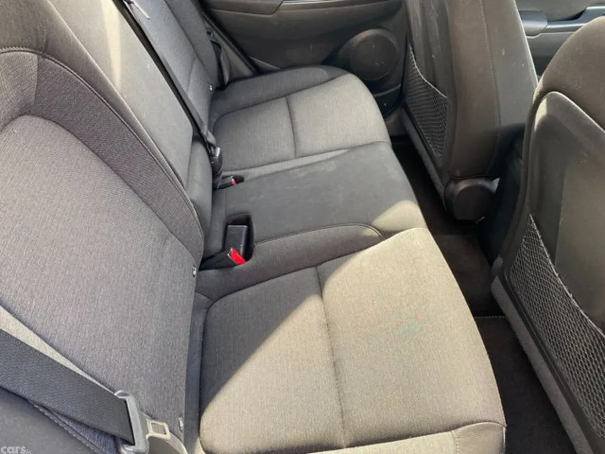 Hyundai KONA Hatchback, Electric, 2023, White