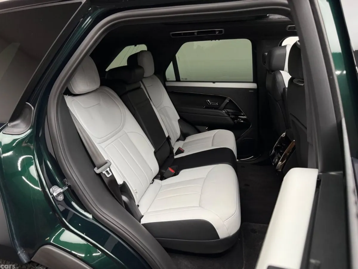 Land Rover Range Rover Sport SUV, Petrol Plug-in Hybrid, 2026, Green
