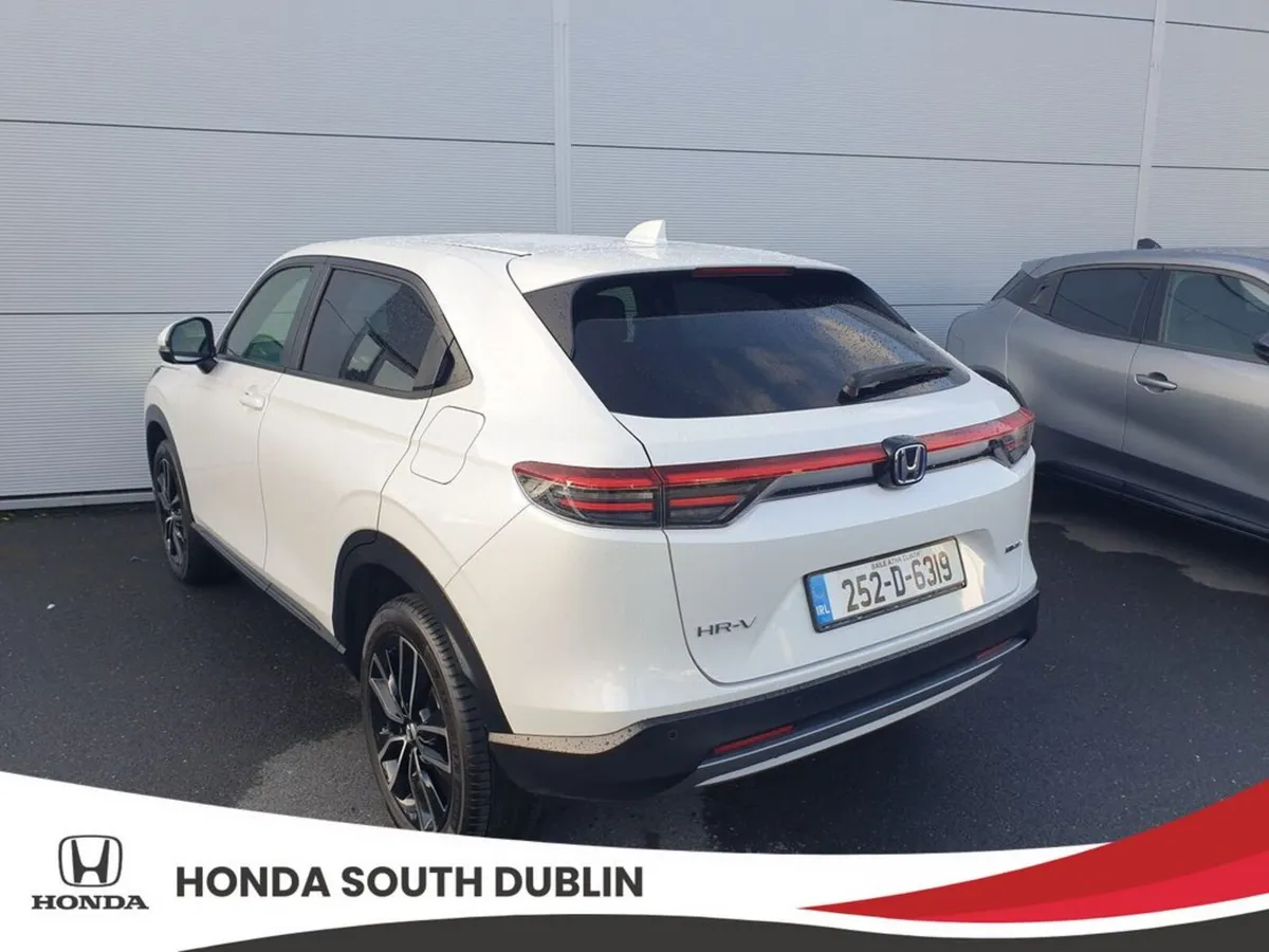 Honda HR-V Hatchback, Petrol Hybrid, 2025, White