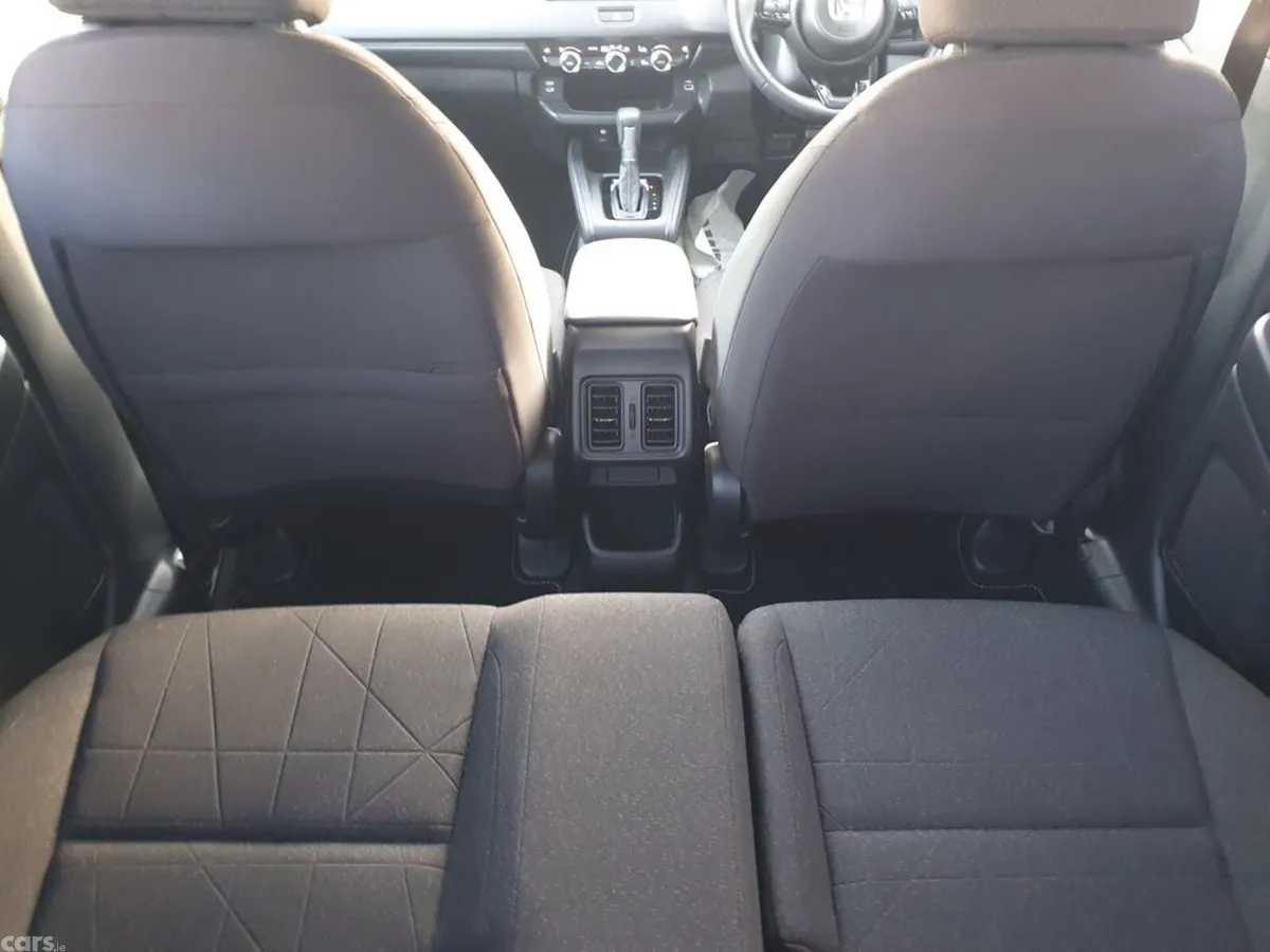 Honda HR-V Hatchback, Petrol Hybrid, 2025, White