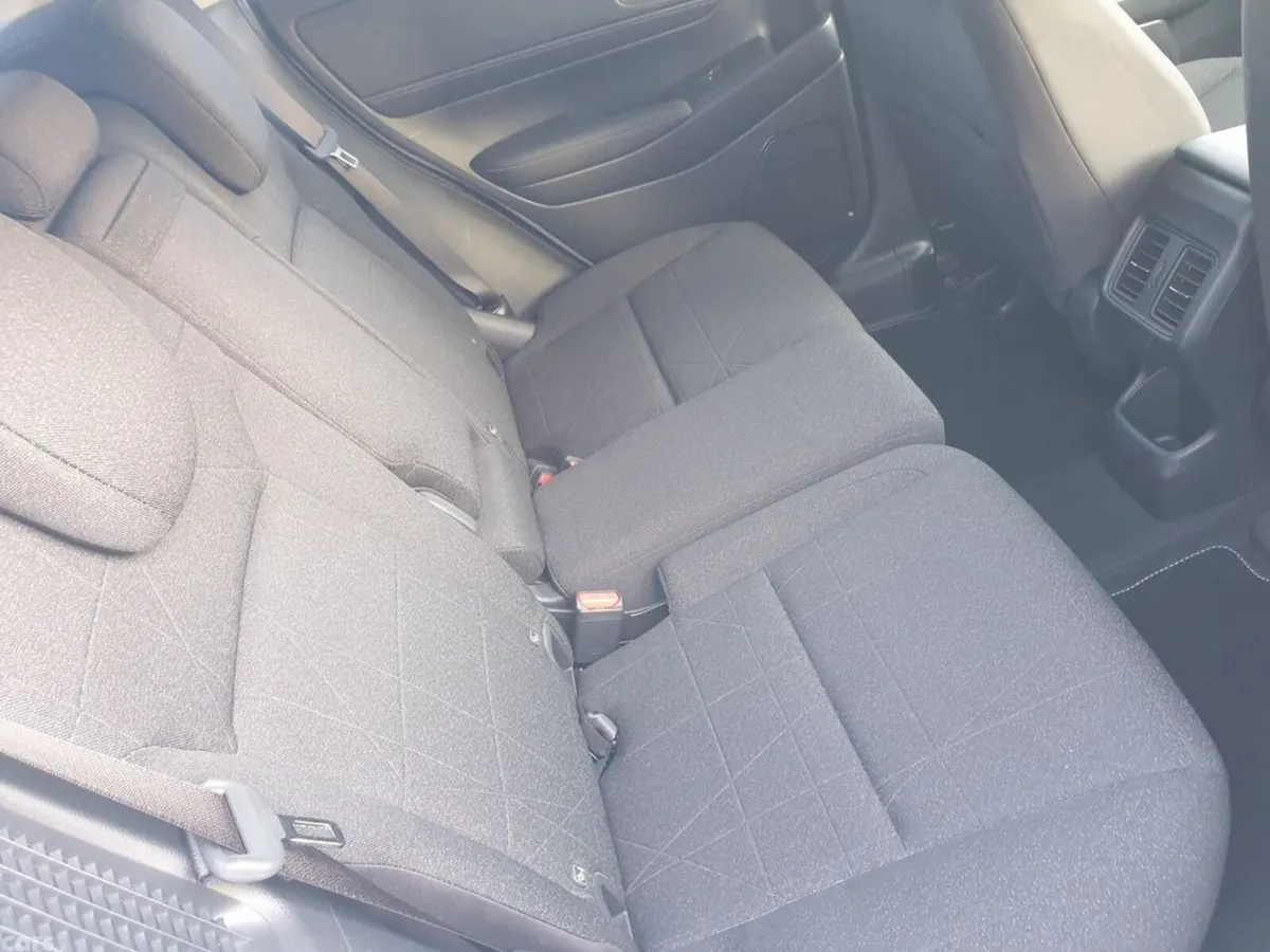 Honda HR-V Hatchback, Petrol Hybrid, 2025, White