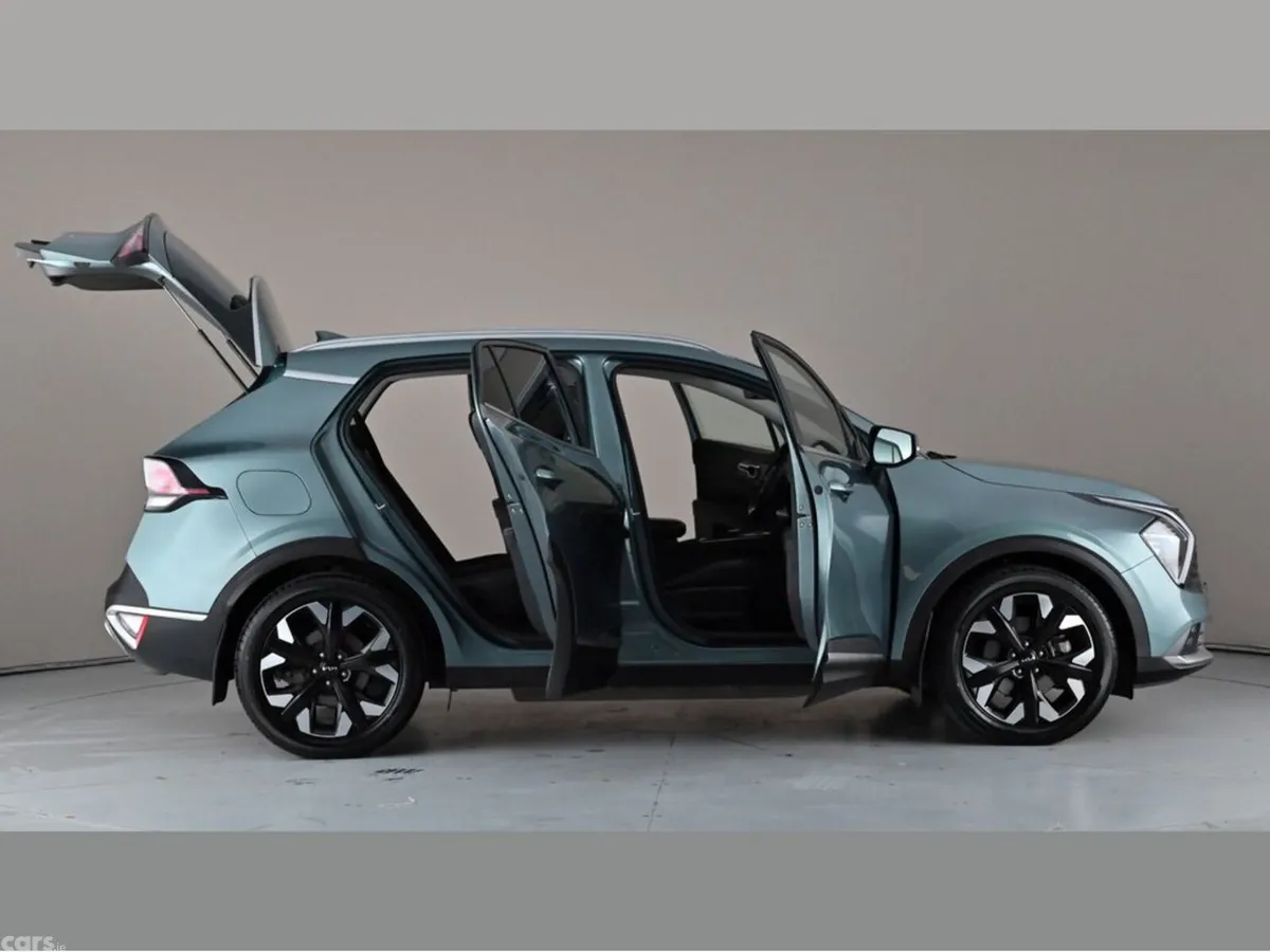 Kia Sportage MPV, Petrol Plug-in Hybrid, 2022, Grey