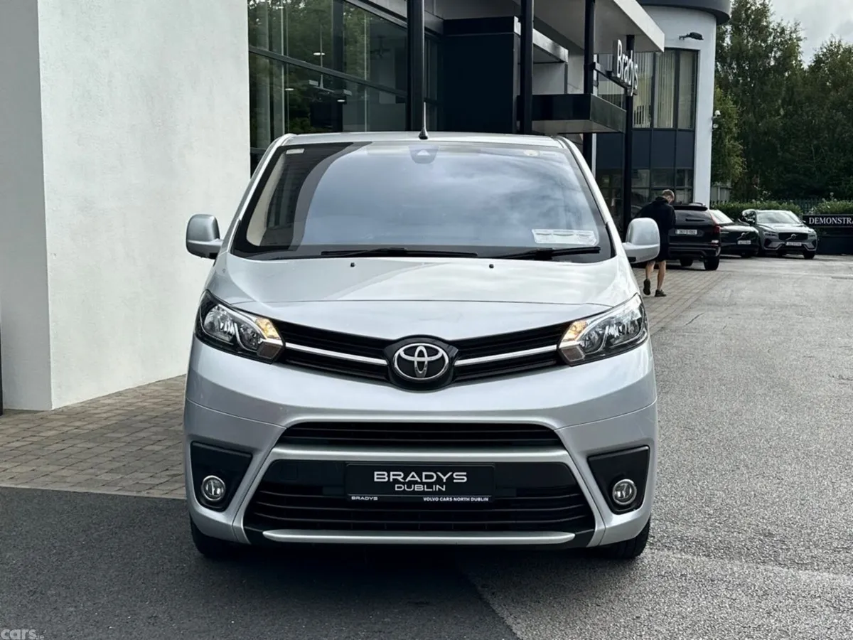 Toyota Proace MPV, Diesel, 2019, Silver