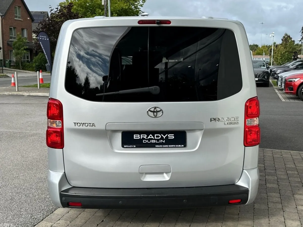 Toyota Proace MPV, Diesel, 2019, Silver