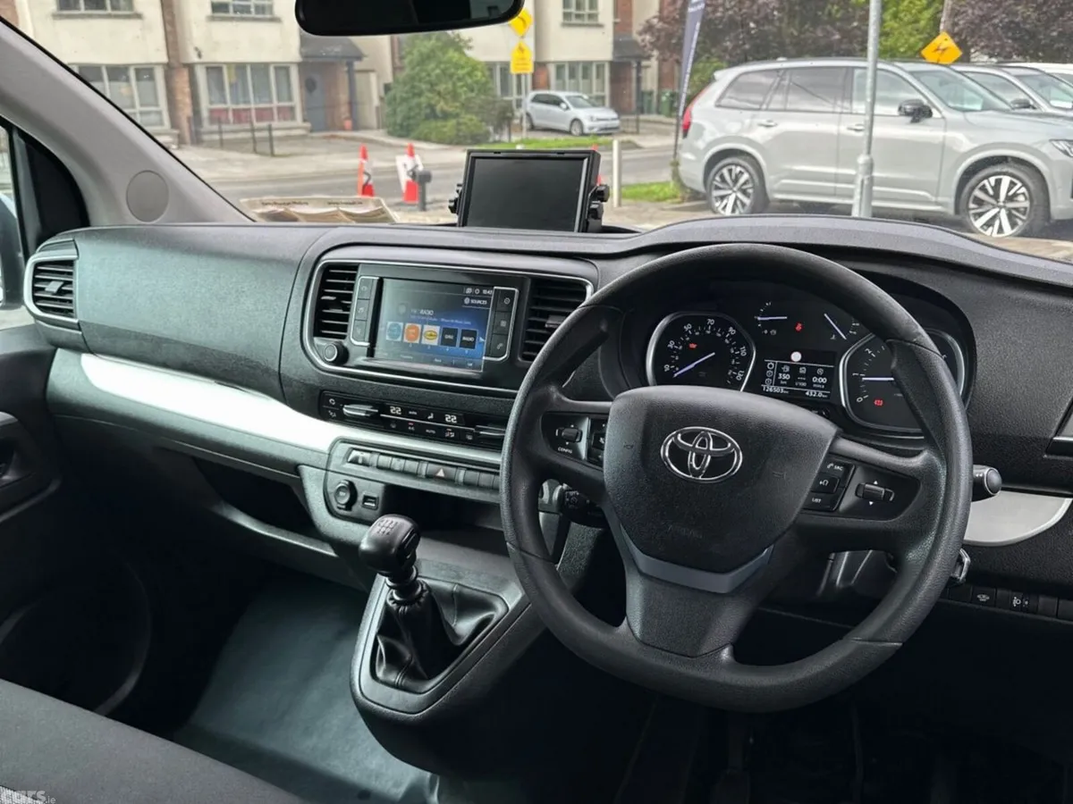 Toyota Proace MPV, Diesel, 2019, Silver