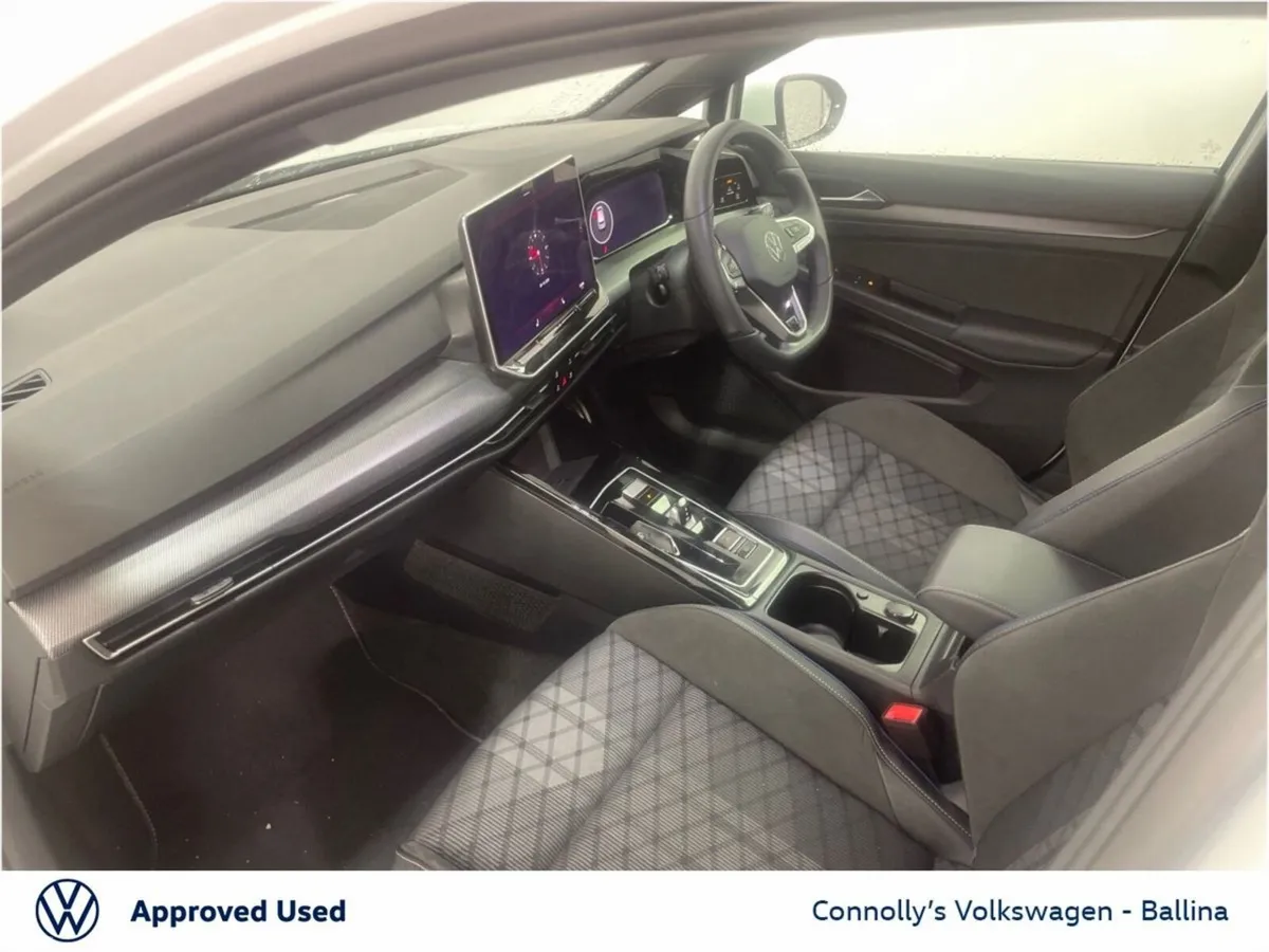 Volkswagen Golf Estate, Diesel, 2025, White