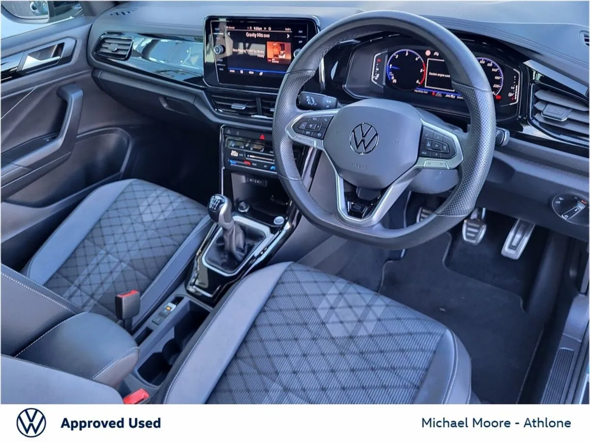 Volkswagen T-Roc SUV, Diesel, 2025, Blue
