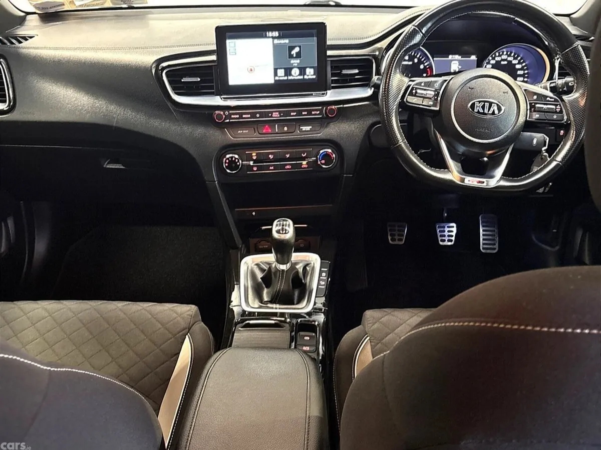 Kia ProCeed Hatchback, Petrol, 2020, White