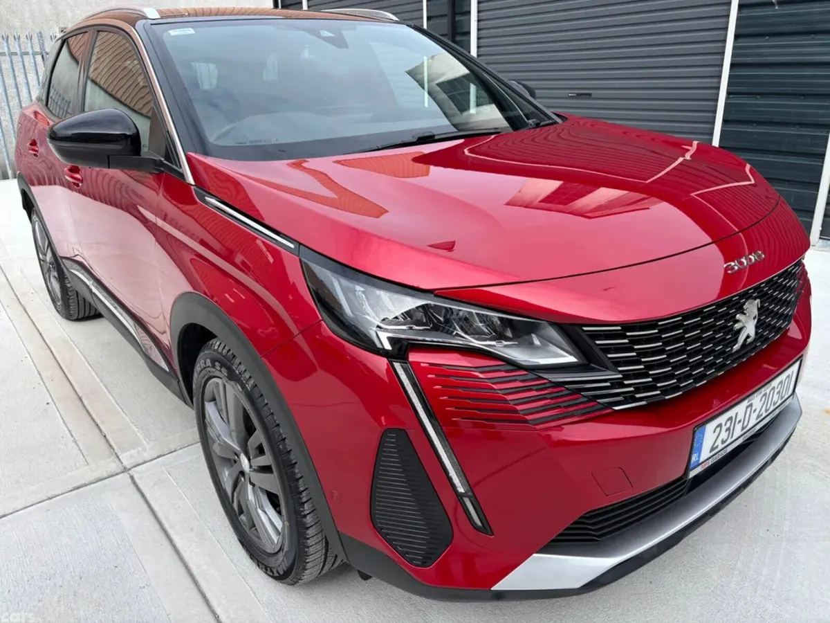 Peugeot 3008 MPV, Diesel, 2023, Red