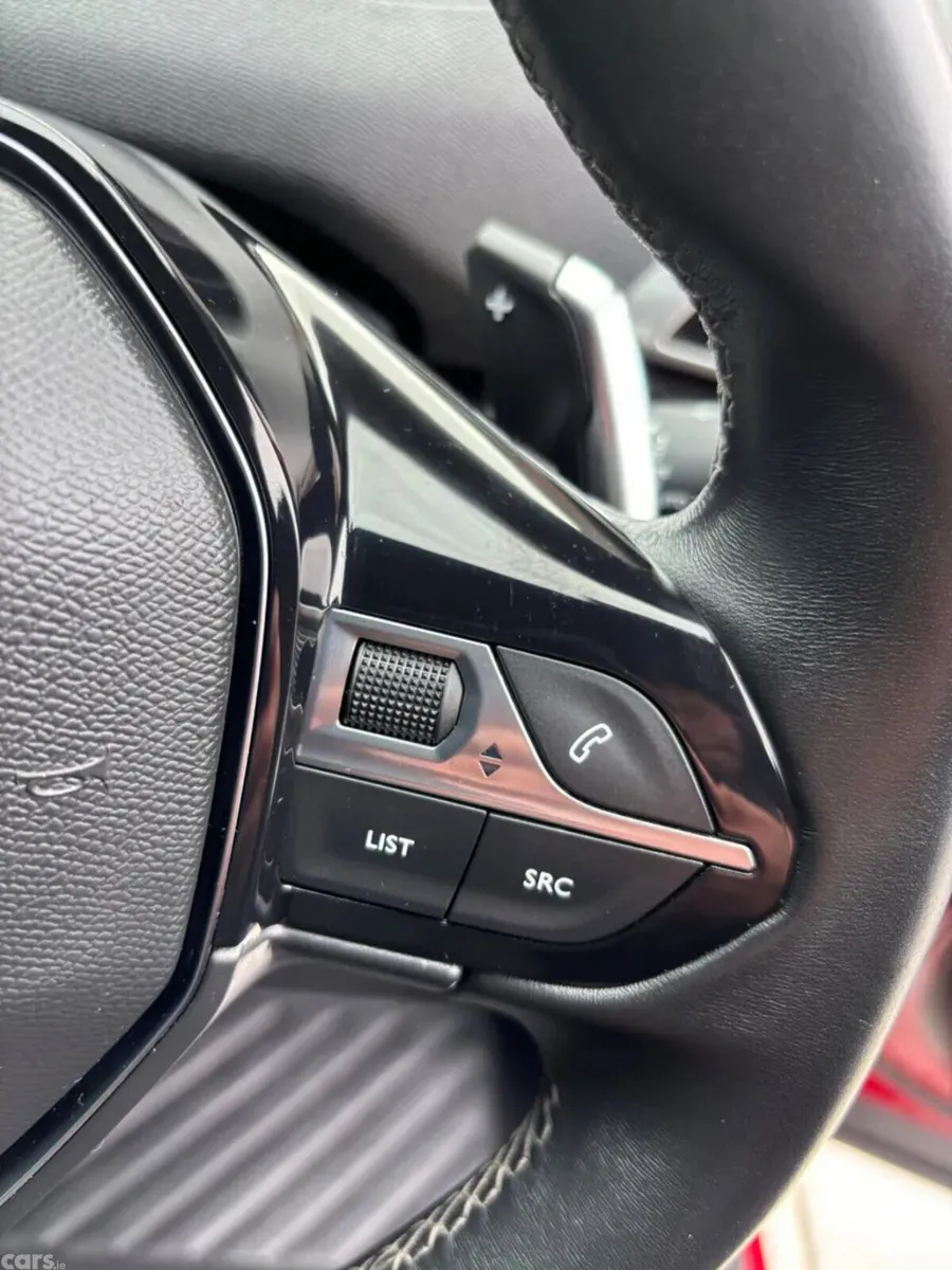 Peugeot 3008 MPV, Diesel, 2023, Red