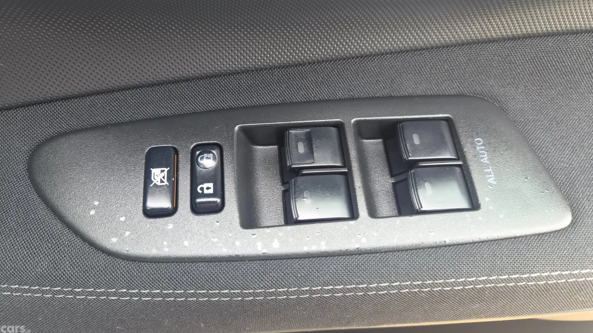 Toyota Auris Hatchback, Diesel, 2010, Silver