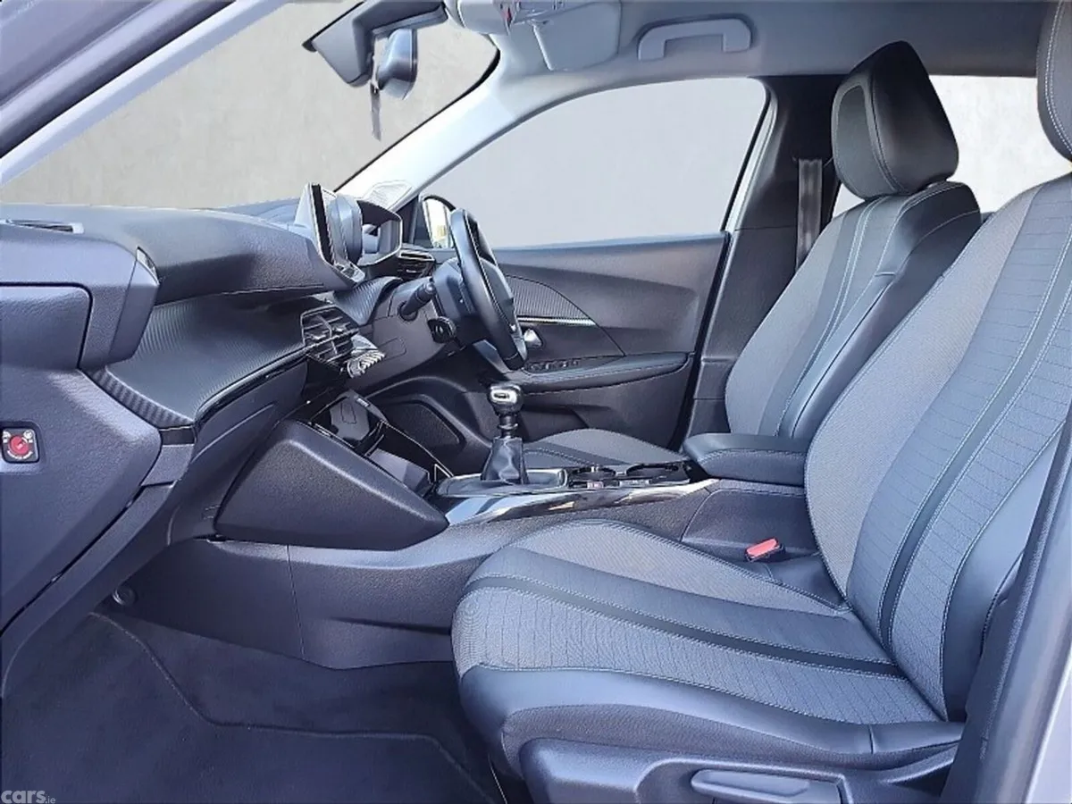 Peugeot 2008 SUV, Petrol, 2021, Grey
