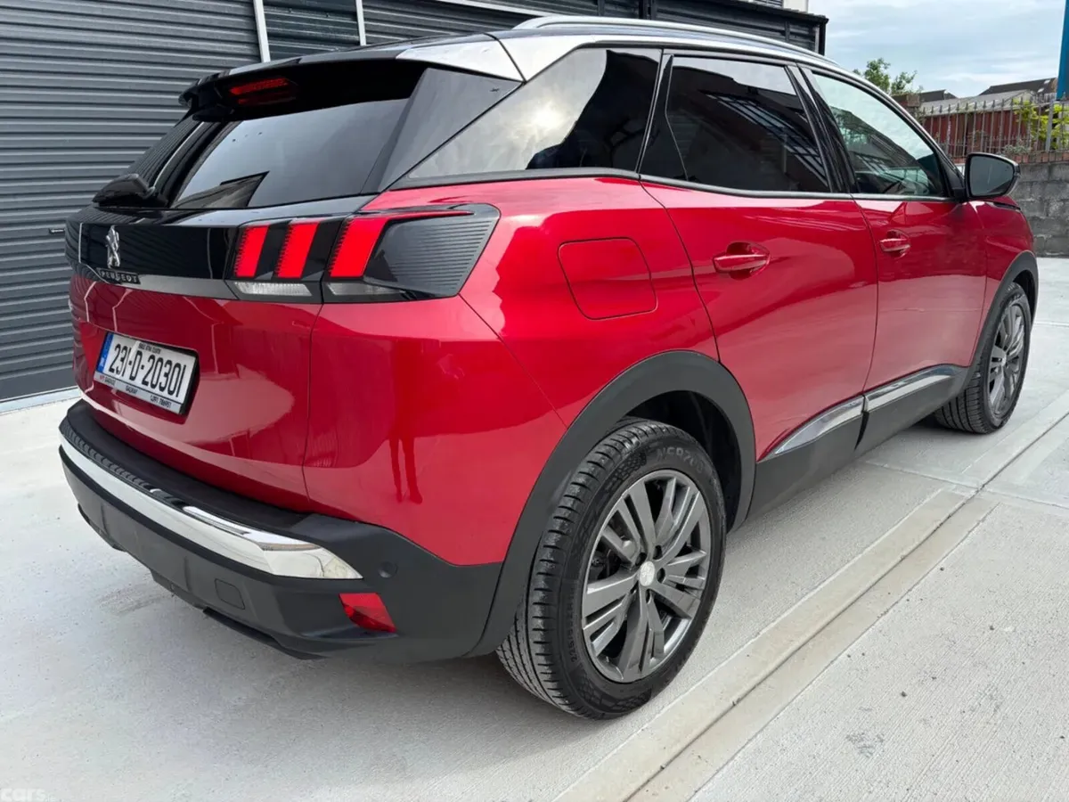 Peugeot 3008 MPV, Diesel, 2023, Red