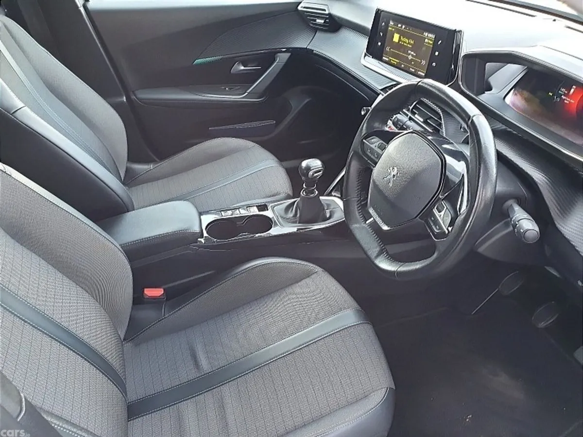 Peugeot 2008 SUV, Petrol, 2021, Grey