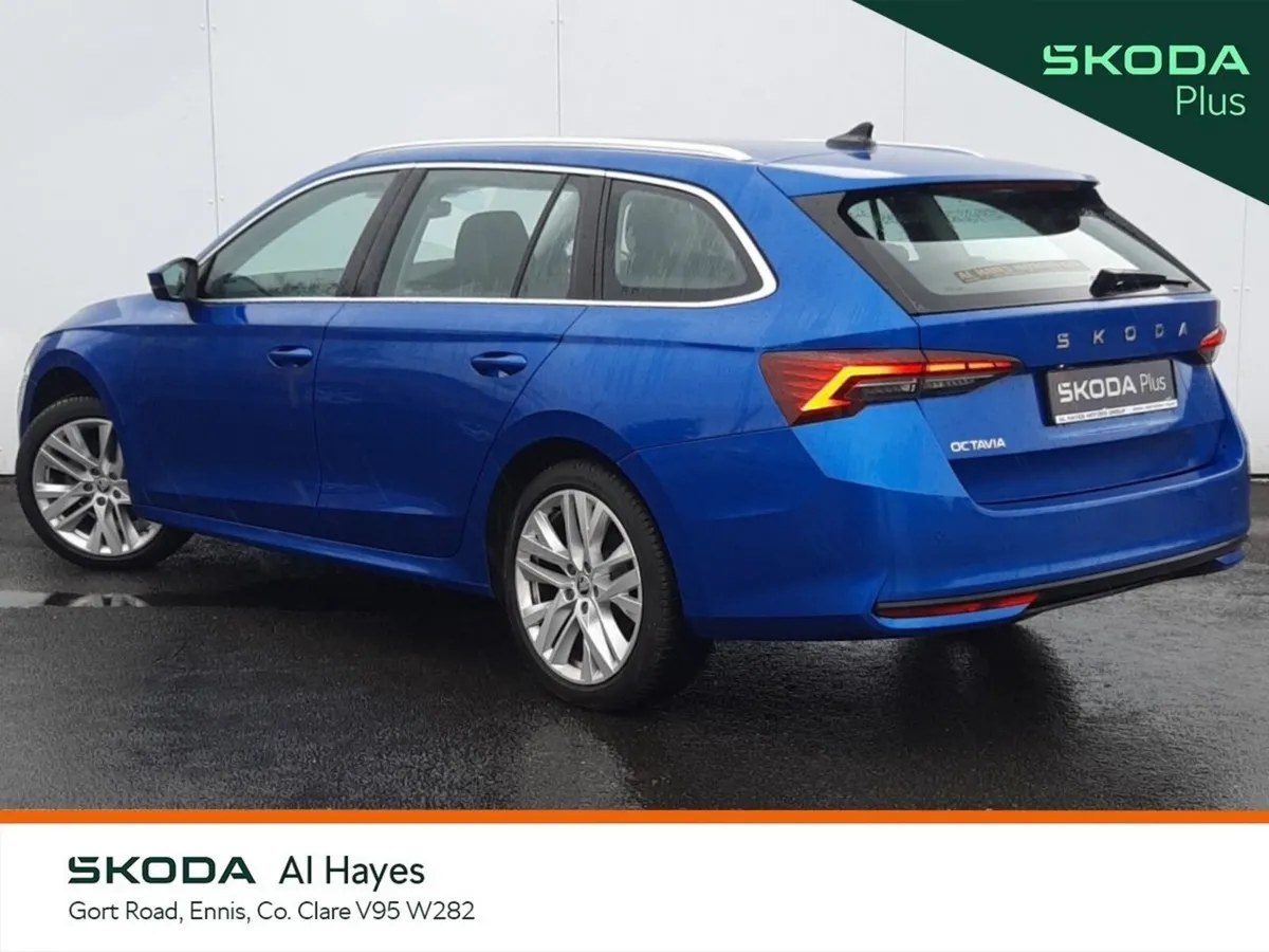 Skoda Octavia Estate, Diesel, 2025, Blue
