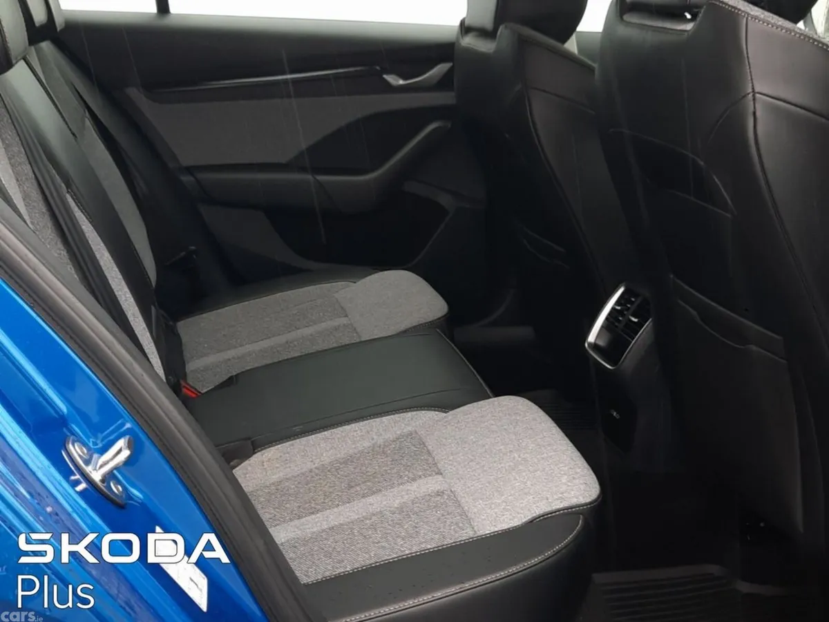 Skoda Octavia Estate, Diesel, 2025, Blue