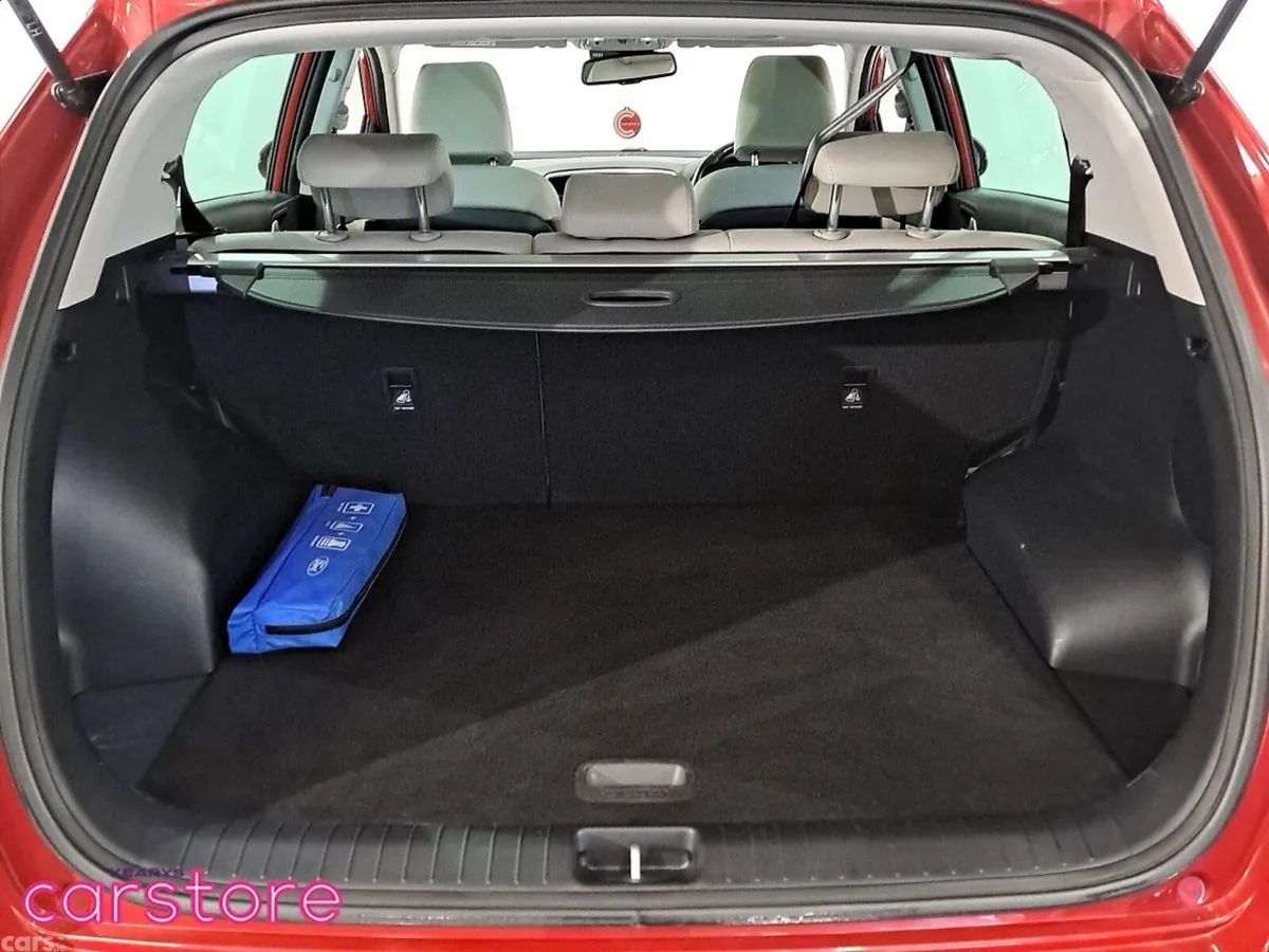 Kia Sportage SUV, Diesel, 2019, Red