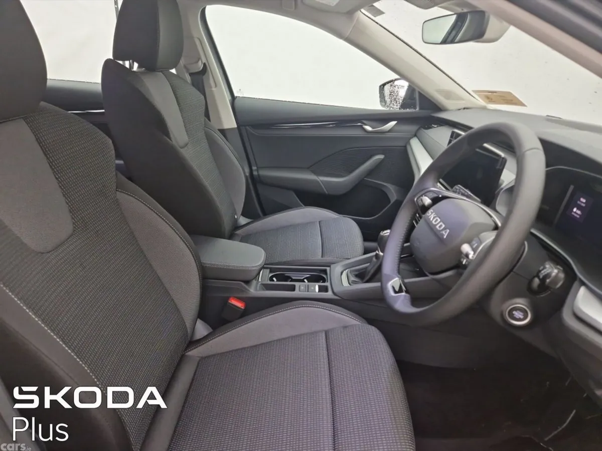 Skoda Octavia Estate, Diesel, 2026, Grey