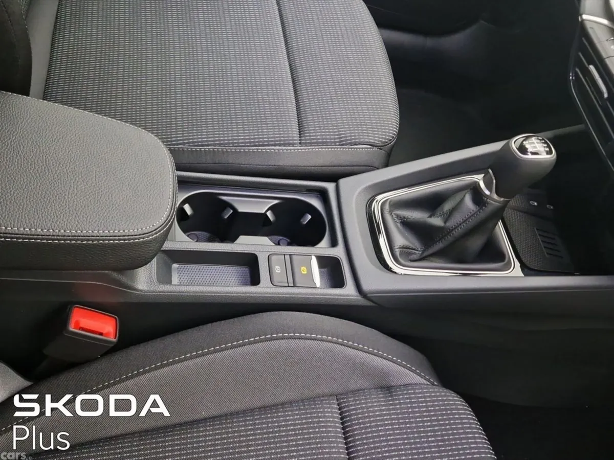Skoda Octavia Estate, Diesel, 2026, Grey