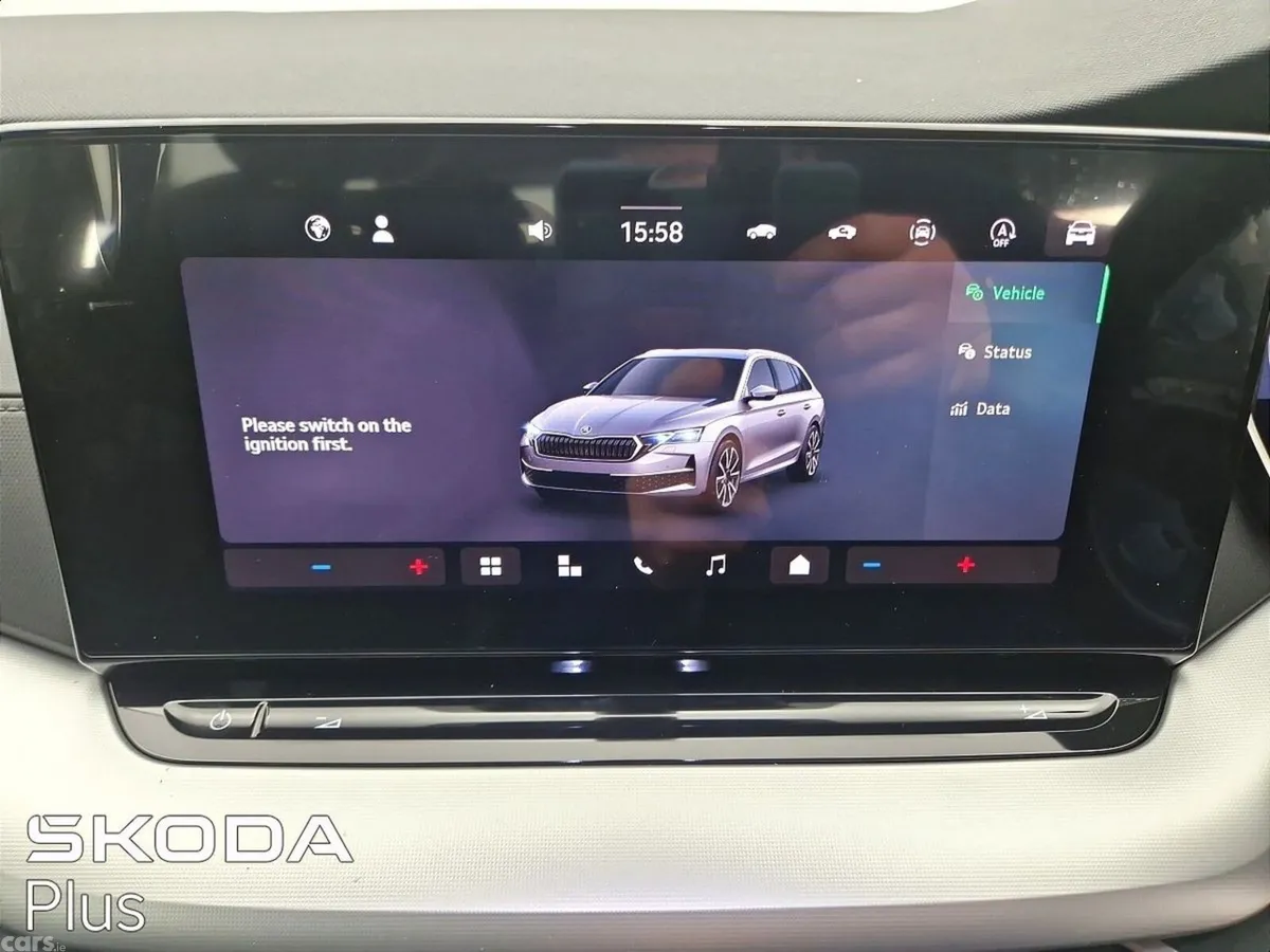 Skoda Octavia Estate, Diesel, 2026, Grey