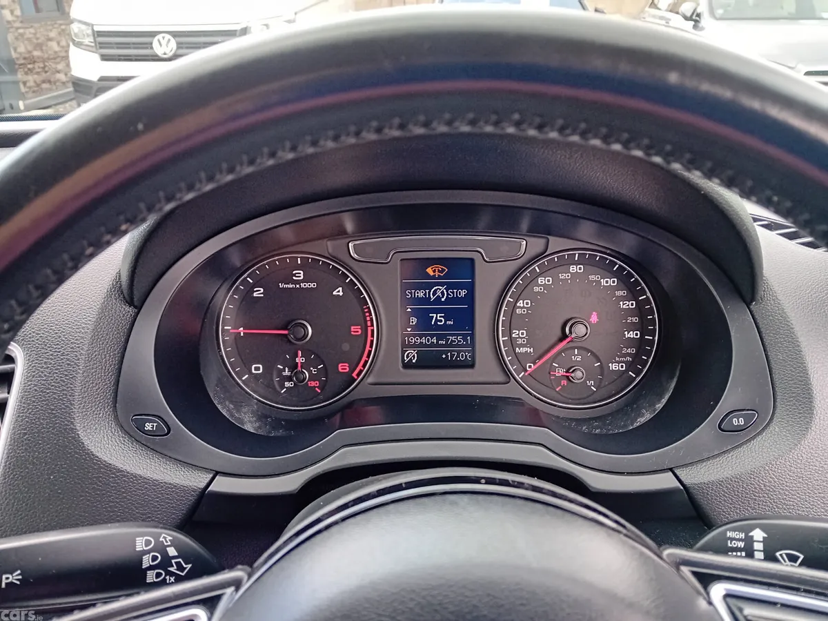 Audi Q3 SUV, Diesel, 2016, Blue